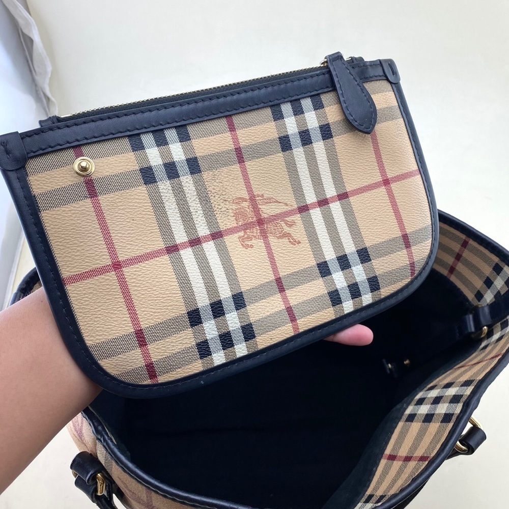 Burberry Small Haymarket Check Salisbury Chocolate Leather / Pvc Tote - Picture 7 of 12